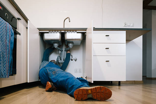 Professional Drain Cleaning technician working in Manomet, MA